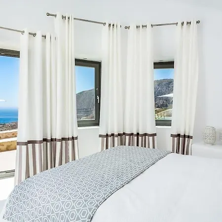 Kamini 5bedrooms Pyrgos Kallistis